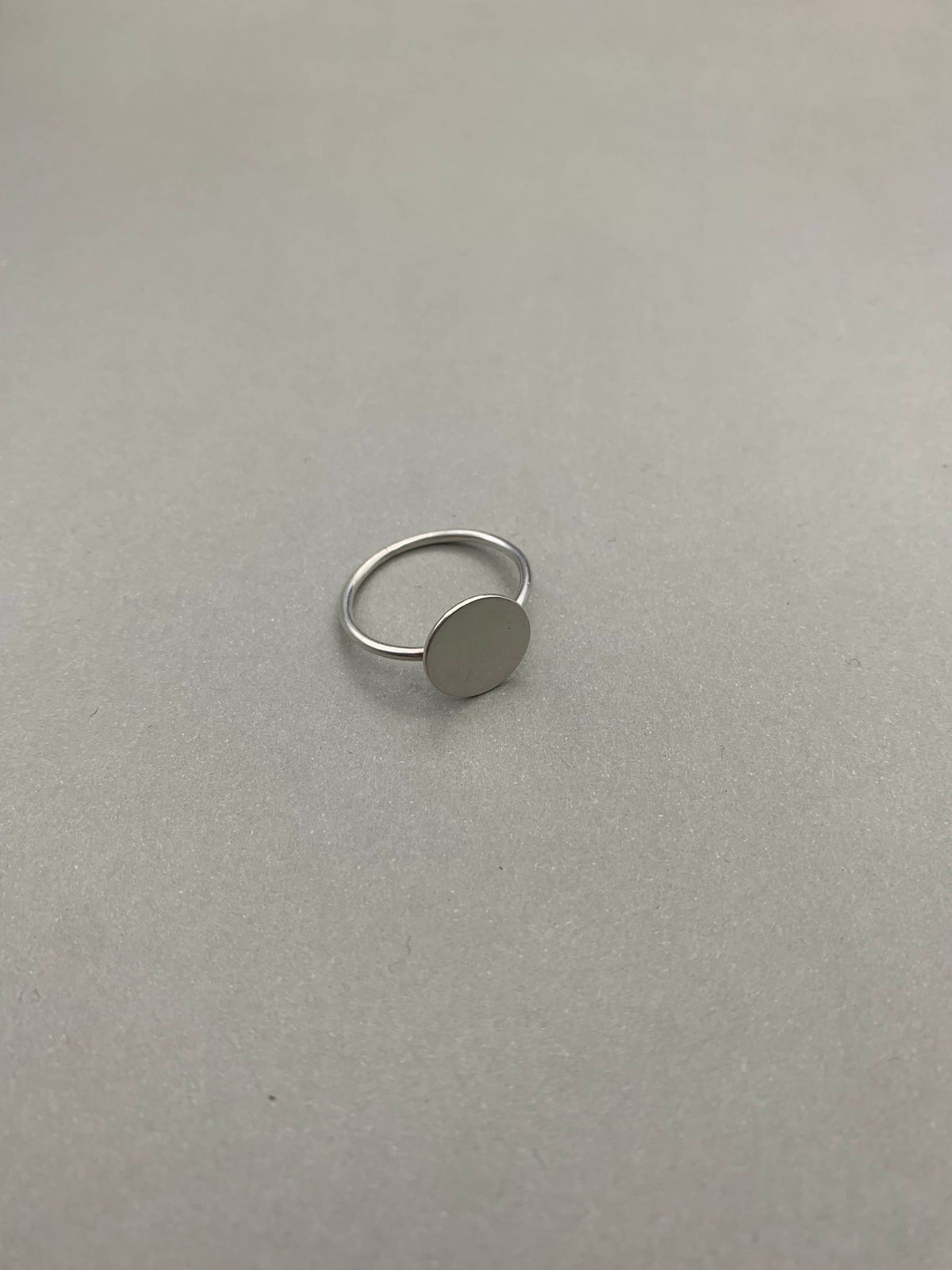 THE CIRCLE RING